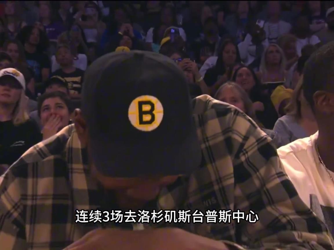 KD凡心大動？連續(xù)三場盯梢火花隊皮衣布林克庫里‘準(zhǔn)妹夫’上線？